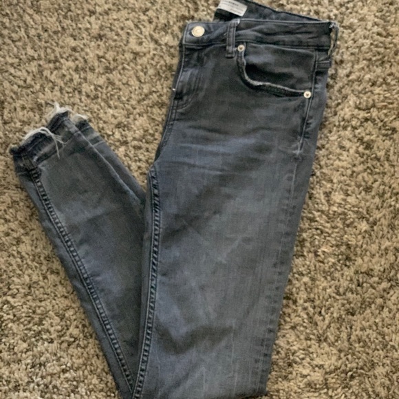 Zara jeans
